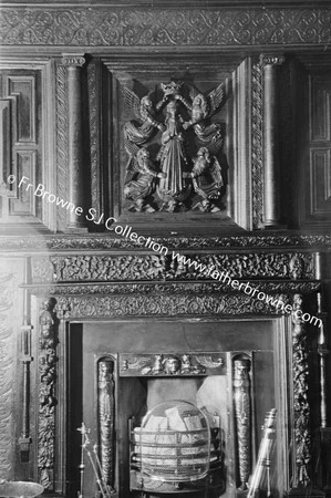 MALAHIDE CASTLE FIREPLACE AND PANEL IN OAK ROOM (CORONATION B V M)